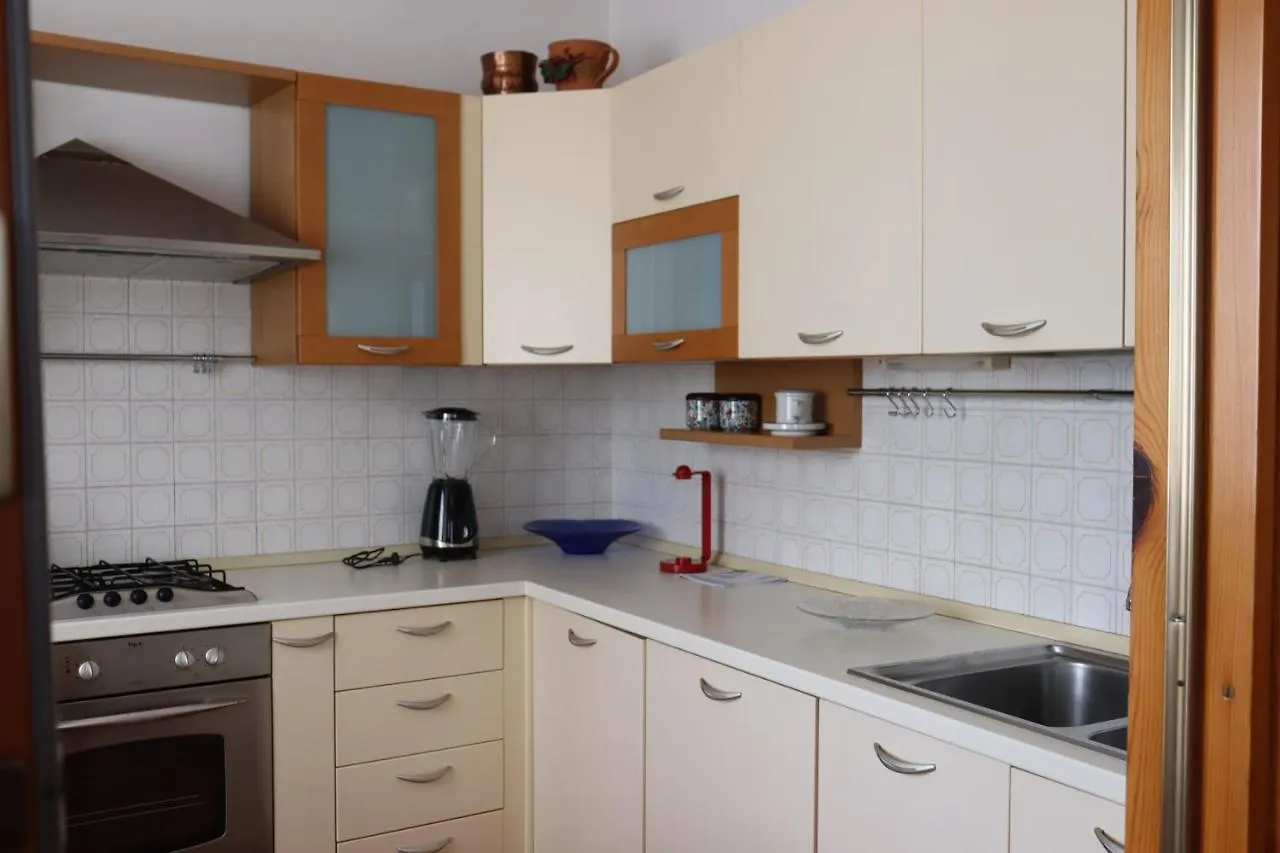 شقة Monika Holiday 88 Astro Sul Garda كوسترمانو