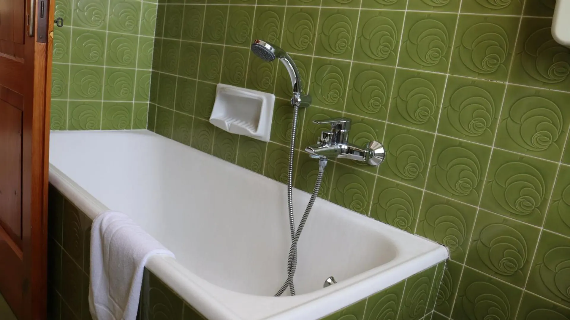 شقة Monika Holiday 88 Astro Sul Garda كوسترمانو