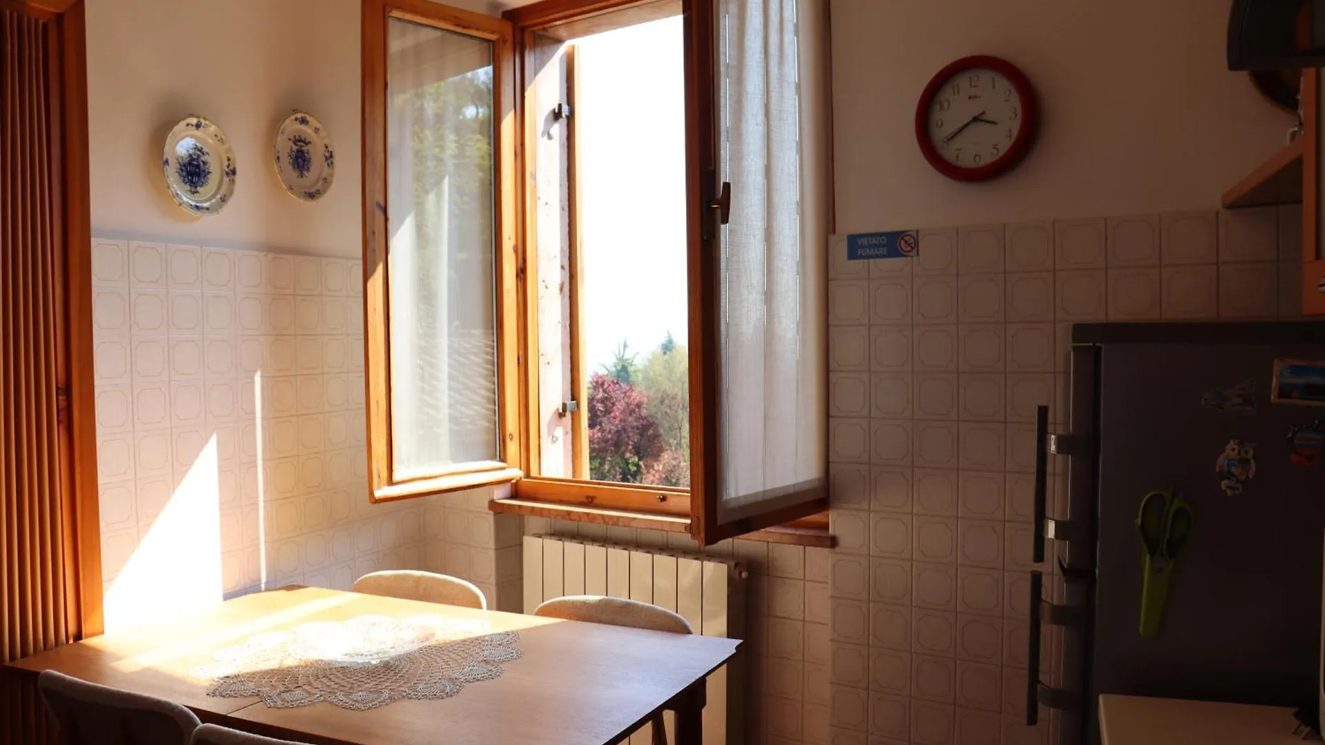 شقة Monika Holiday 88 Astro Sul Garda كوسترمانو